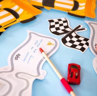 PatryPal Zaproszenie na imprezę Wyścigówki 6 szt.