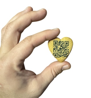 Smaczna wizytówka Google Piernik z Twoim Logo 100 szt Serce z nadrukiem QR kodem do opinii google