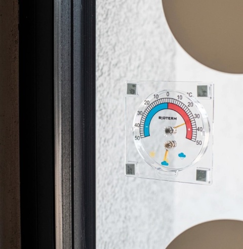 BROWIN Termometr uniwersalny z higrometrem transparentny -50°C do +50°C